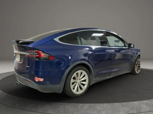 2018 Tesla Model X 100D Sport Utility 4D