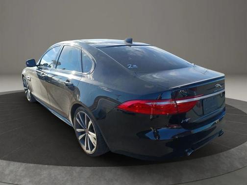 2016 Jaguar XF S