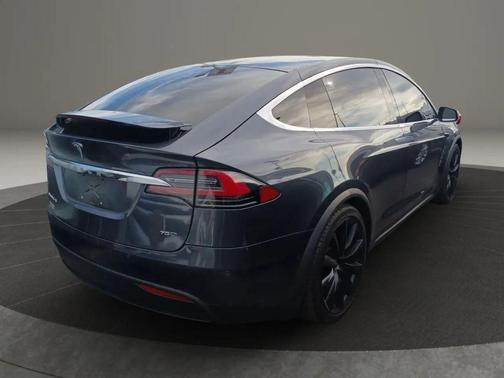 2018 Tesla Model X 75D