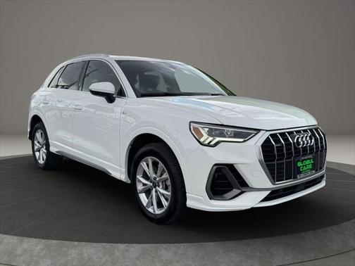 2023 Audi Q3 Premium 45 TFSI S line quattro Tiptronic