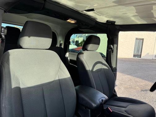 2018 Jeep Wrangler JK Sport