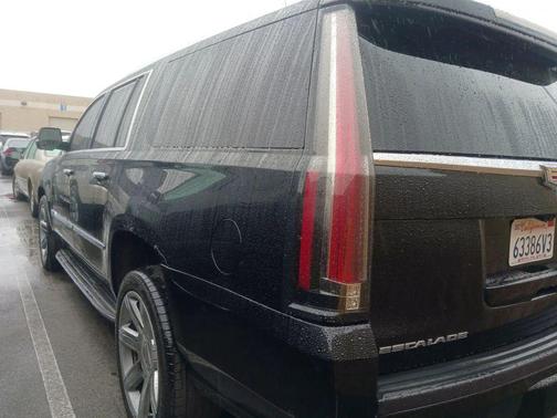 2020 Cadillac Escalade ESV Sport