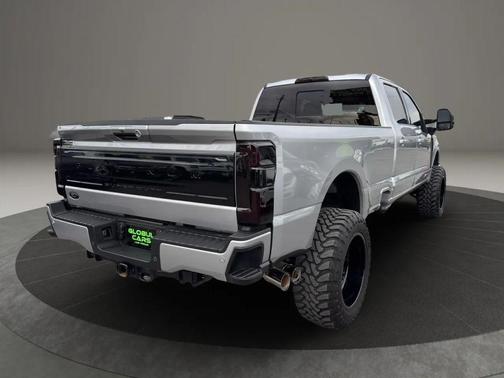 2023 Ford F-350 Platinum