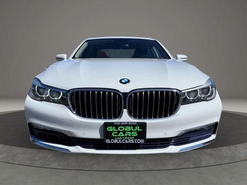2016 BMW 740 740i Sedan 4D