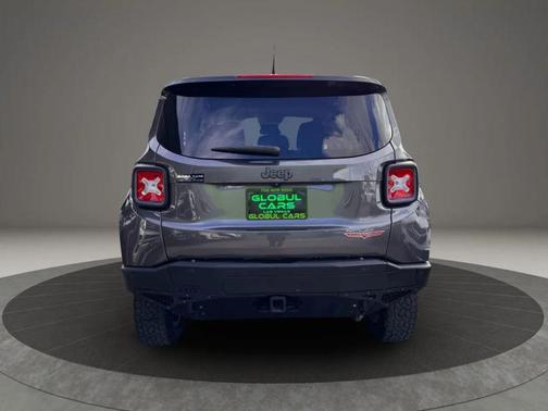 2016 Jeep Renegade Trailhawk