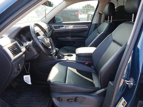 2019 Volkswagen Atlas 3.6L SE w/Technology