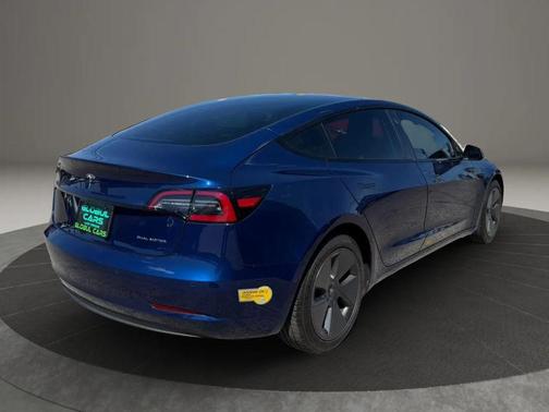 Deep Blue Metallic 2022 Tesla Model 3 Long Range