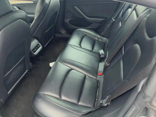 Pearl White Multi-Coat 2021 Tesla Model 3 Standard Range Plus