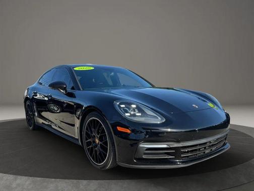 2020 Porsche Panamera 4