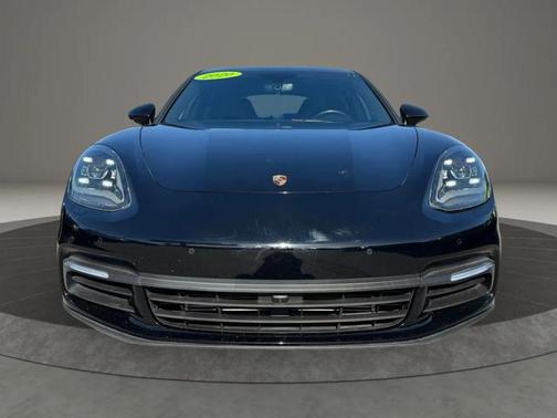 2020 Porsche Panamera 4