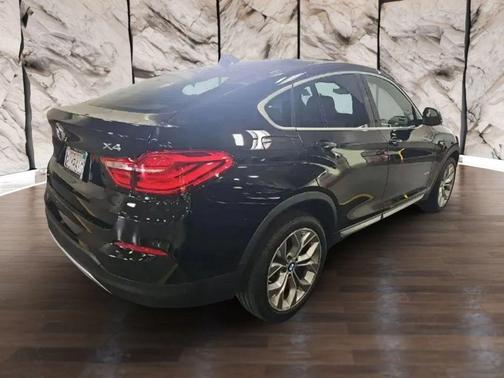 Black 2018 BMW X4 xDrive28i