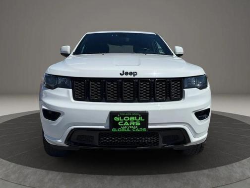 Bright White Clearcoat 2019 Jeep Grand Cherokee Altitude