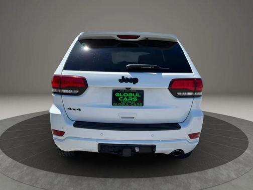 Bright White Clearcoat 2019 Jeep Grand Cherokee Altitude