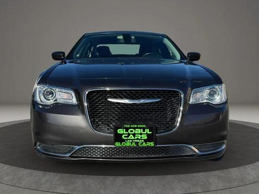 2017 Chrysler 300 Limited
