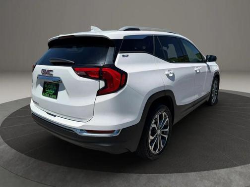 White 2021 GMC Terrain SLT