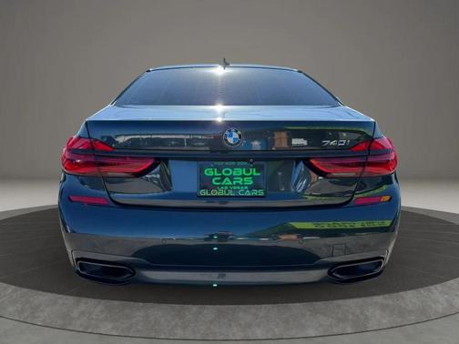 Gray 2019 BMW 740 740i Sedan 4D