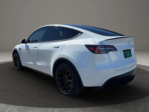 2021 Tesla Model Y Standard Range Rear-Wheel Drive