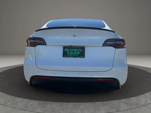 2021 Tesla Model Y Standard Range Rear-Wheel Drive