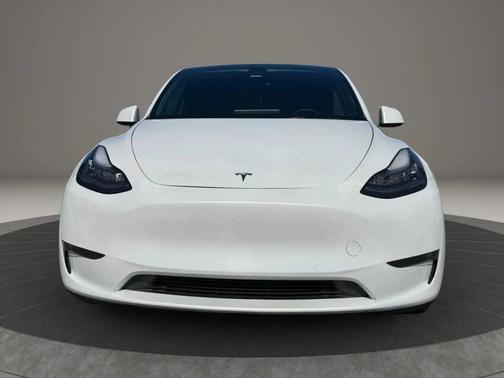 2021 Tesla Model Y Standard Range Rear-Wheel Drive