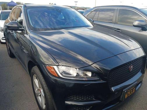 2019 Jaguar F-PACE 30t Premium