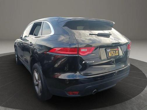 2019 Jaguar F-PACE 30t Premium