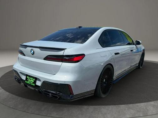 Brooklyn Grey Metallic 2023 BMW 740 i