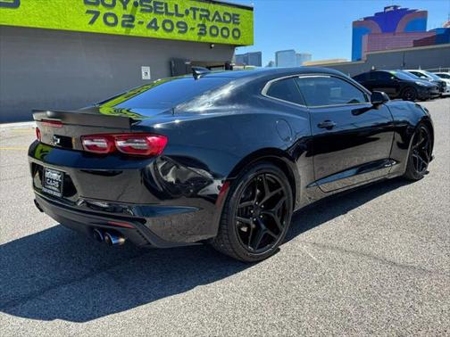 2020 Chevrolet Camaro RWD Coupe LT1