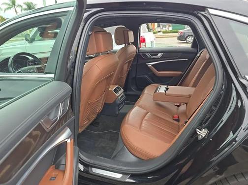 Mythos Black Metallic 2019 Audi A6 45 Premium