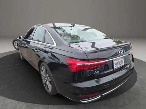 Mythos Black Metallic 2019 Audi A6 45 Premium