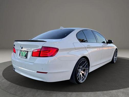 2012 BMW 528 528i Sedan 4D