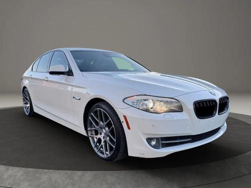 2012 BMW 528 528i Sedan 4D