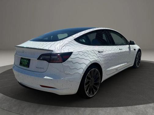 Pearl White Multi-Coat 2022 Tesla Model 3 Performance