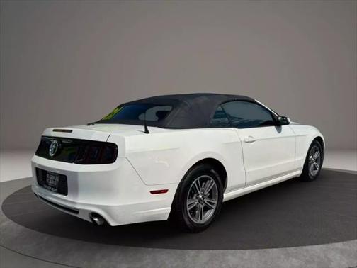 2013 Ford Mustang V6 Premium