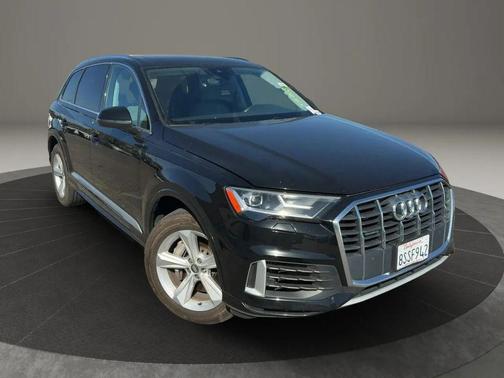 2021 Audi Q7 55 Premium