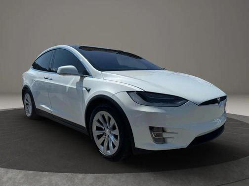 2018 Tesla Model X 100D Sport Utility 4D