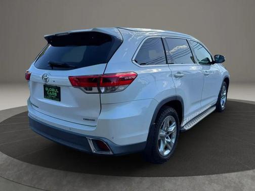 Blizzard Pearl 2019 Toyota Highlander Limited