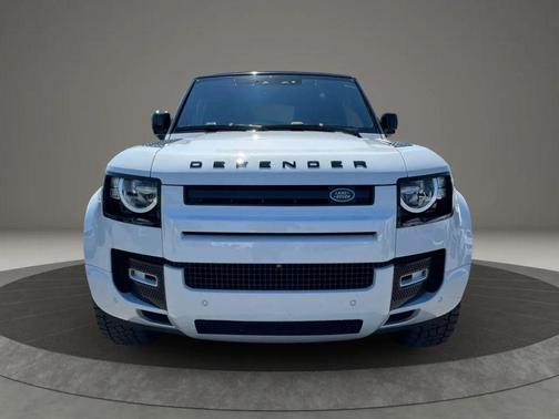2022 Land Rover Defender 90 S
