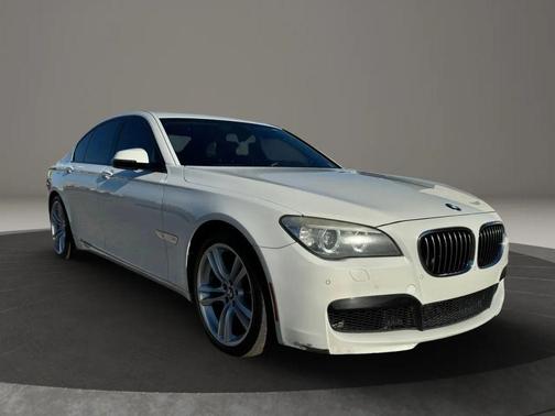 2015 BMW 740 740i Sedan 4D
