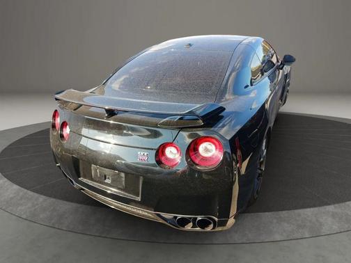 2010 Nissan GT-R Premium