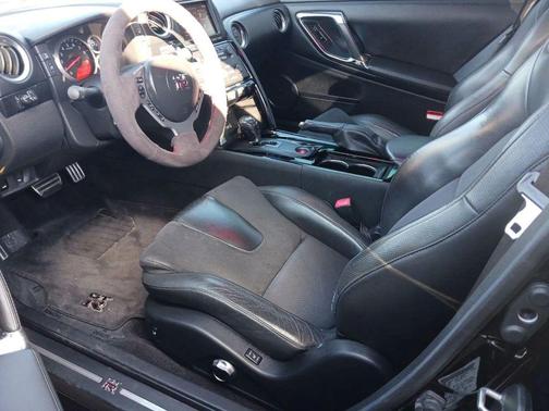 2010 Nissan GT-R Premium