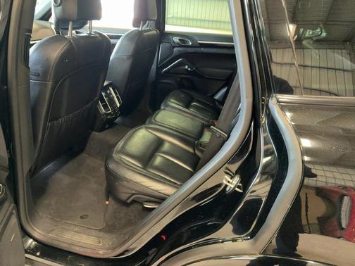 Black 2017 Porsche Cayenne Platinum Edition