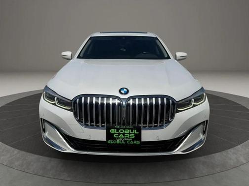 Mineral White Metallic 2020 BMW 740 740i Sedan 4D