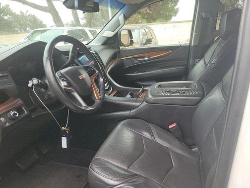 2018 Cadillac Escalade ESV Sport