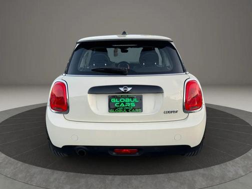 2017 MINI Hardtop Cooper