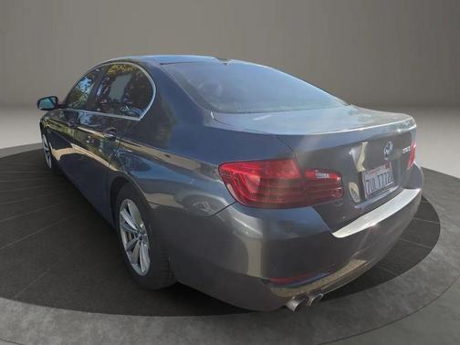 2016 BMW 528 528i Sedan 4D