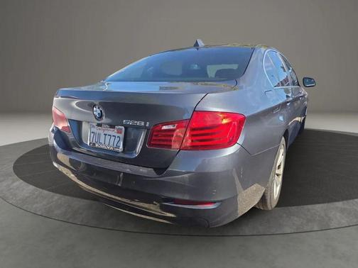 2016 BMW 528 528i Sedan 4D