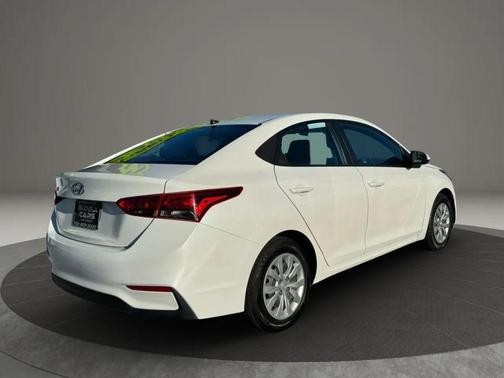 2021 Hyundai Accent SE