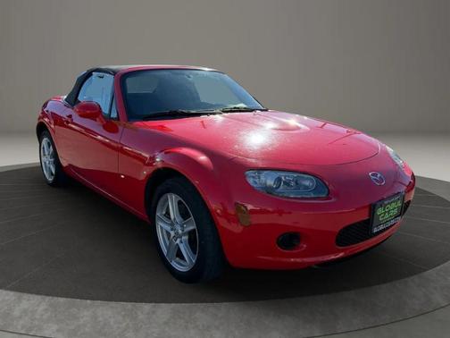 2006 Mazda MX-5 Miata Convertible 2D