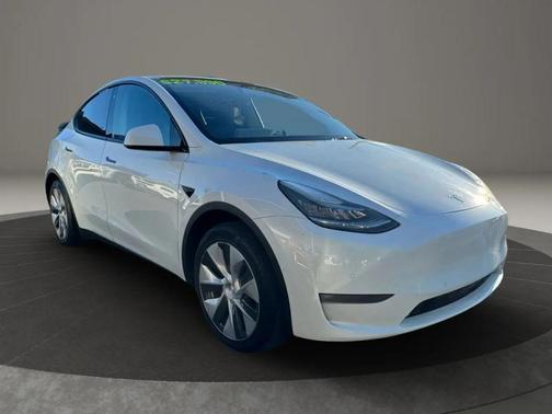 2021 Tesla Model Y Standard Range Rear-Wheel Drive