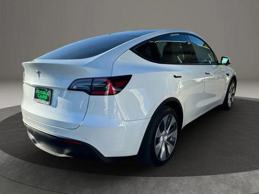 2021 Tesla Model Y Standard Range Rear-Wheel Drive
